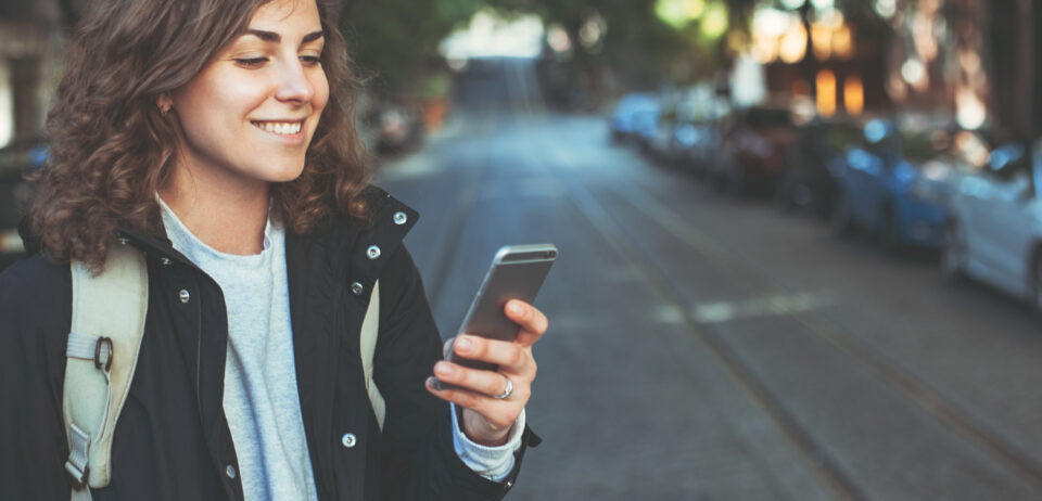 How Much Data Does GPS Apps Use? (Apple Maps and Google Maps)